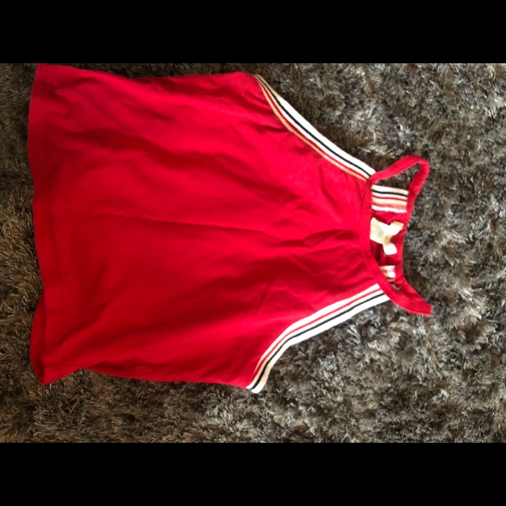 red crop top